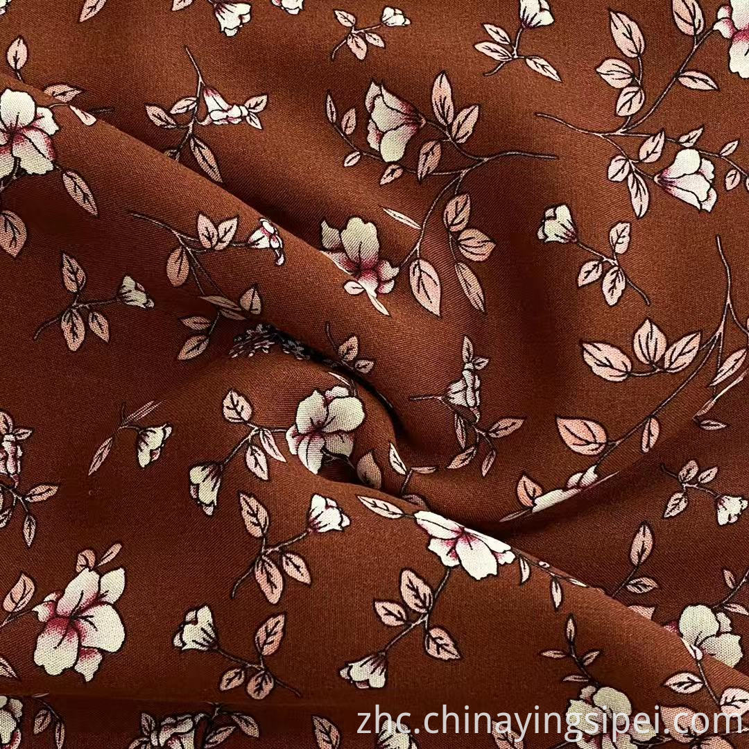 ISP纺织品便宜的价格普通风格WOVEN100人造丝Challis面料用于服装